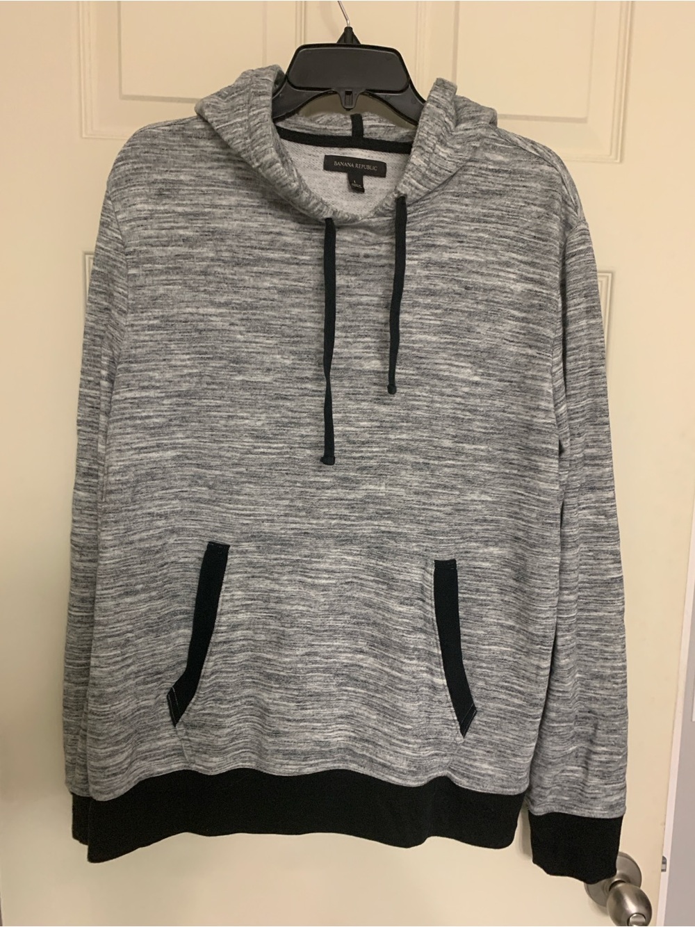 Banana Republic Gray Marled Hooded Pullover Sweatshirt with Black Accents